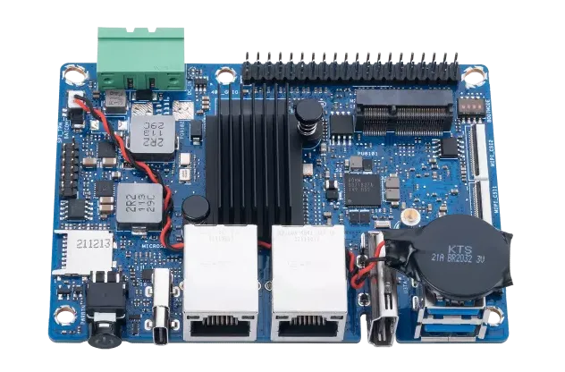 2.5" Pico-ITX™ ASUS IoT i.MX 8M SBC top view