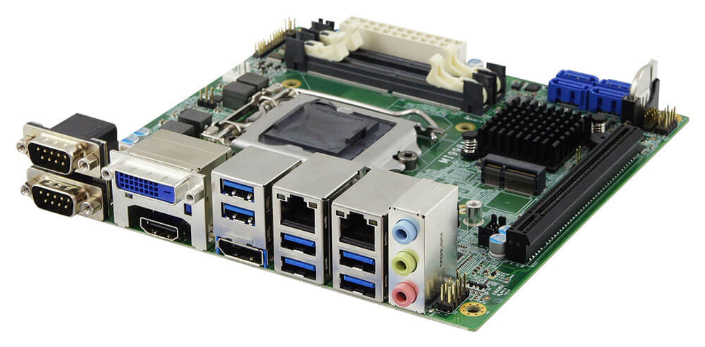 MI998 iBASE Mini-ITX Board with Intel® Xeon® E / CoreTM / Pentium® / Celeron® prozessors side view